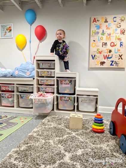 Basement playroom ideas that inspire imaginative play for toddlers, pre-schools, and elementary age kids! 